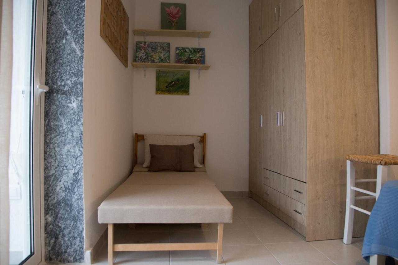 Grey Theros Apartments Paralia Dionysiou Exteriér fotografie